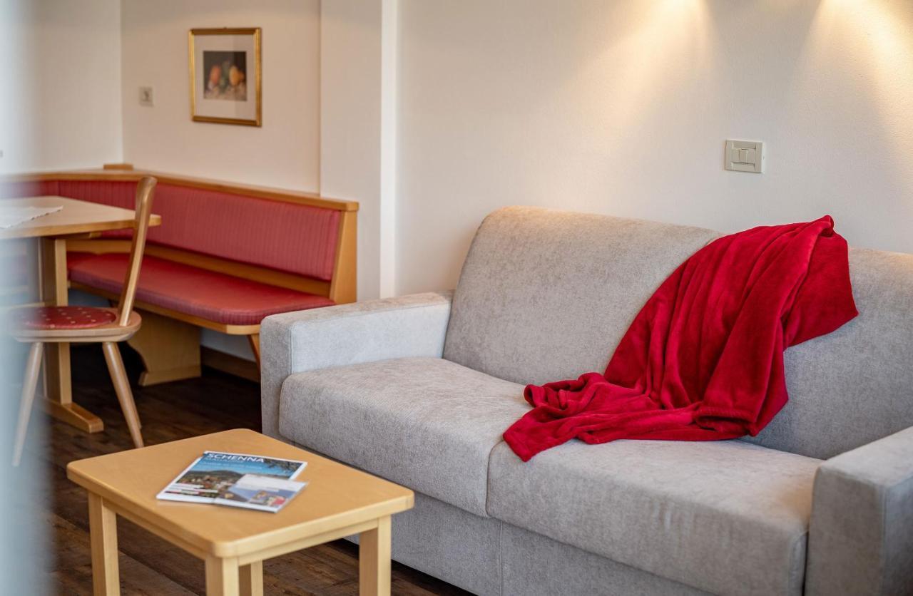 Pension Grafenau Schenna Exteriör bild
